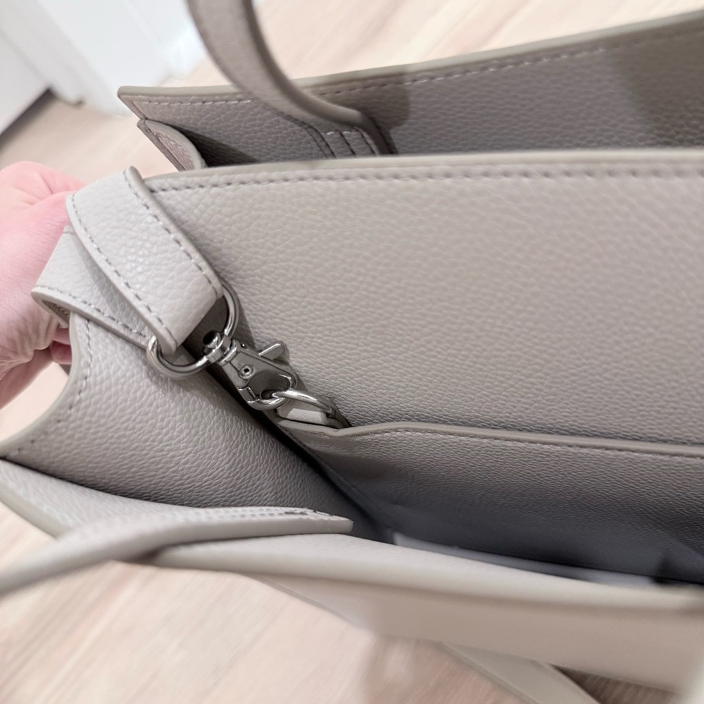 UNIQLO Minimalist Taupe Grey Faux Leather Rectangle Shoulder Bag - Picture 8 of 9